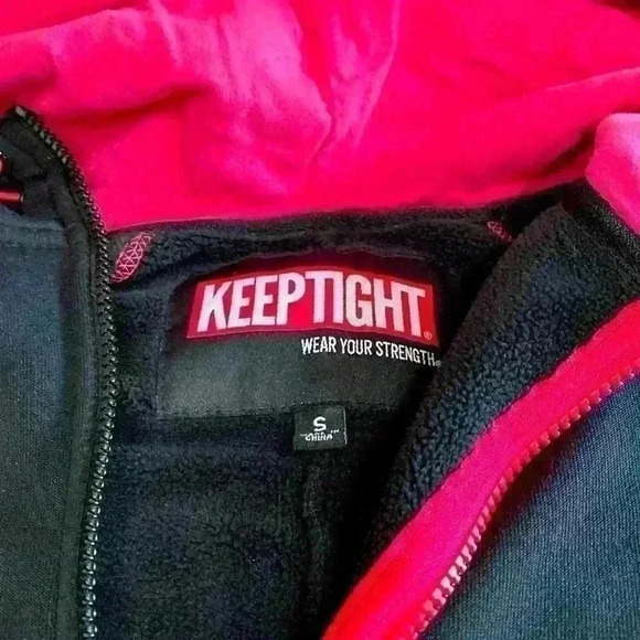 Keep Tight Hoodie 🎉 - Picture 2 of 8